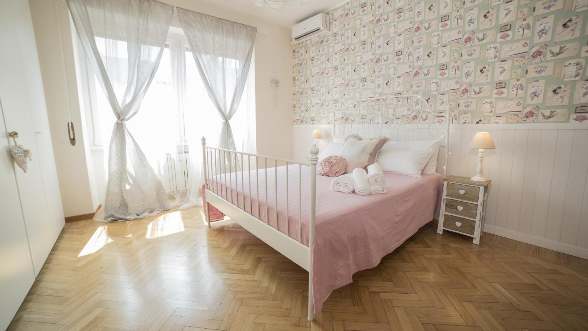 Vatican Sunshine Holiday home